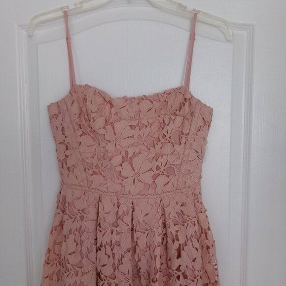 ASTR The Label JOYCE Crochet Lace Midi Dress BLUSH Pink Corset Strappy Back XS - Picture 5 of 11
